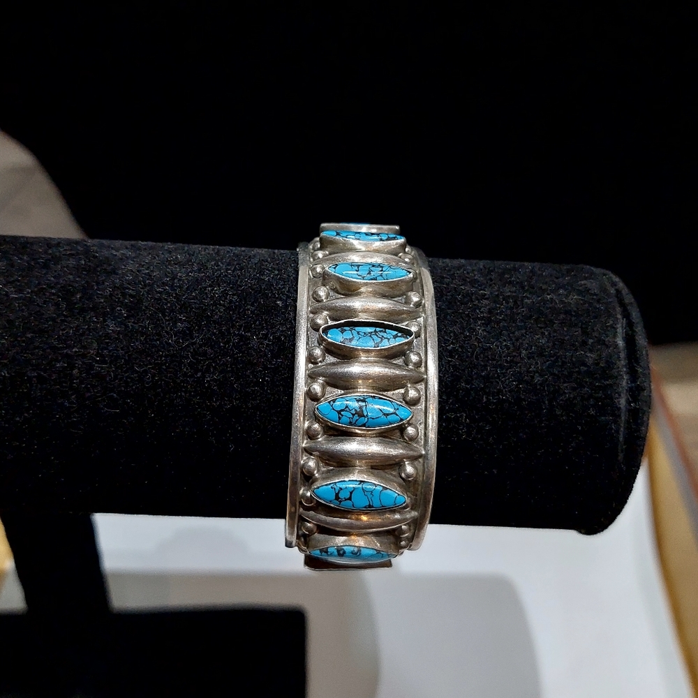 Vintage Mexico 925 Turquoise Cuff Bracelet - Picture 3 of 9